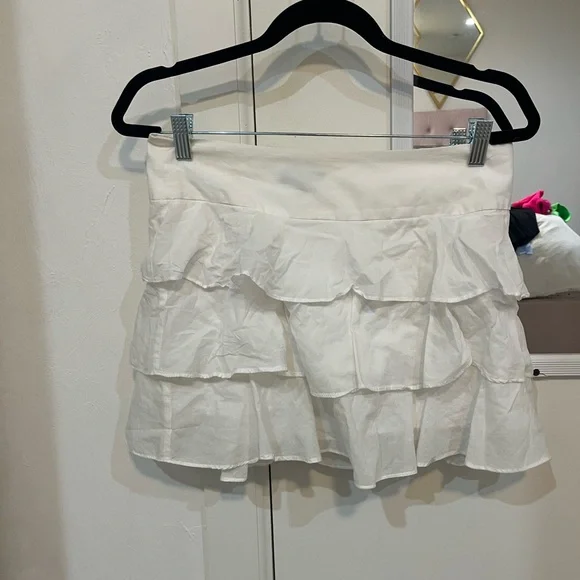 Revolve Elegant White Tiered Skirt - Picture 1 of 4
